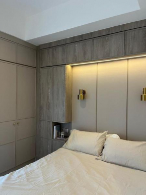 1BR apartment near MRT station